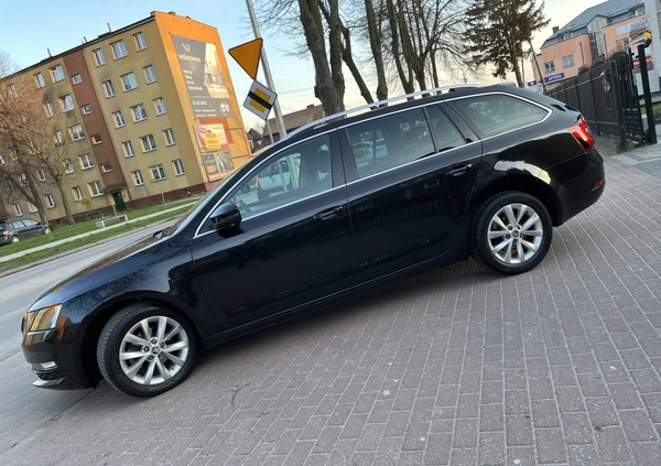 Skoda Octavia cena 48700 przebieg: 182555, rok produkcji 2017 z Pszczyna małe 742